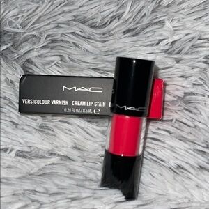 MAC versicolour varnish cream lip satin try to stop me